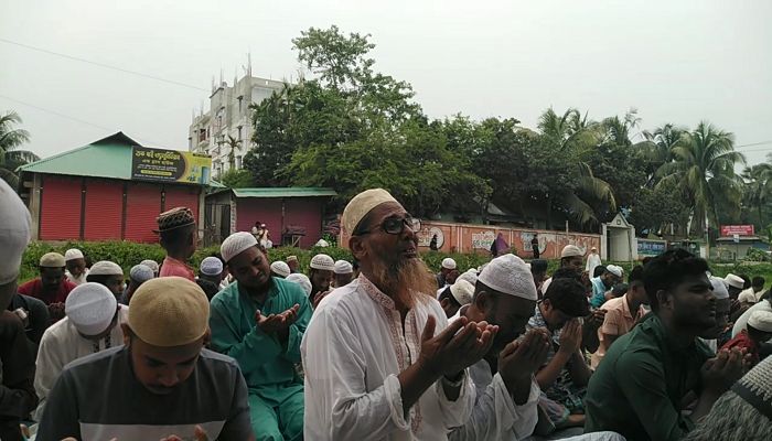 বৃষ্টির জন্য নামাজ আদায়