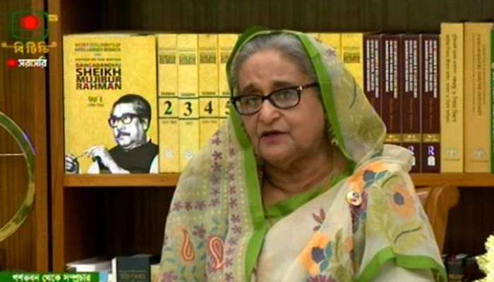রেল দুর্ঘটনা রোধে সবাইকে সতর্ক থাকার নির্দেশ প্রধানমন্ত্রীর