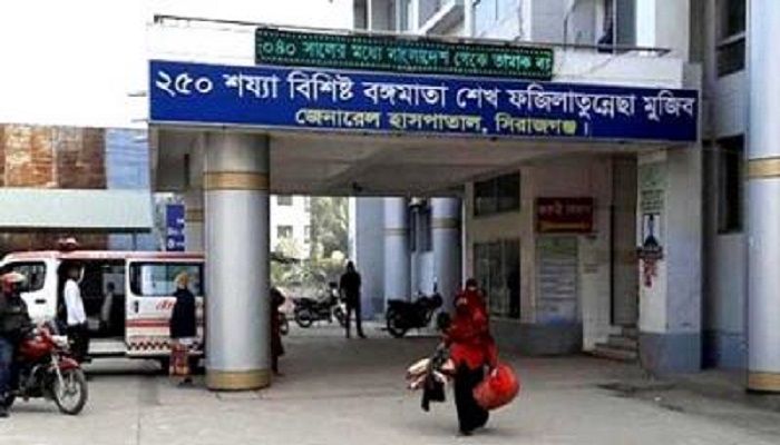 সিরাজগঞ্জে বাস-অটোরিকশা সংঘর্ষ: ৭ মাসের শিশুসহ নিহত ৩