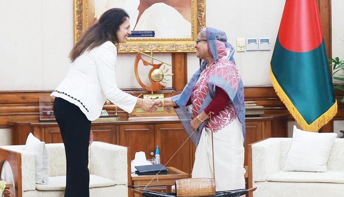 বাংলাদেশ সফর শেষে টুইটে যা বললেন আজরা জেয়া