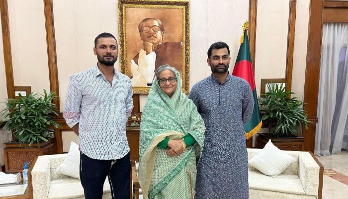 মাশরাফি হোক দলের মেন্টর, প্রধানমন্ত্রীর কাছে আবদার তামিমের