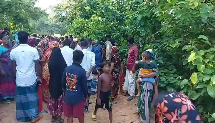 টাঙ্গাইলে ২ জনকে কুপিয়ে হত্যা