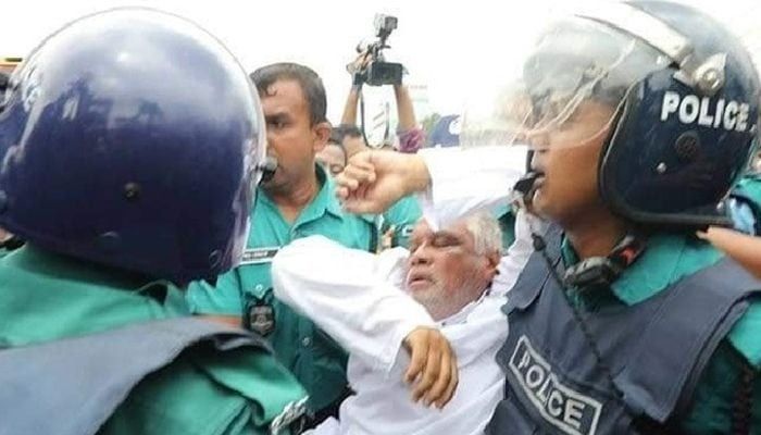 এভার কেয়ার হাসপাতালে নেওয়া হচ্ছে আমানকে 