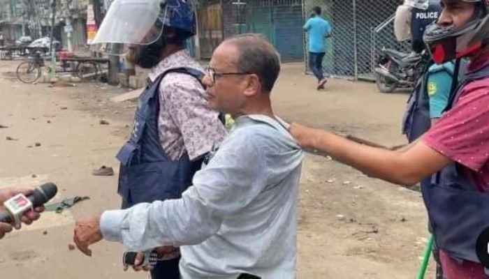 বিএনপির কর্মসূচি থেকে আটক ৯০