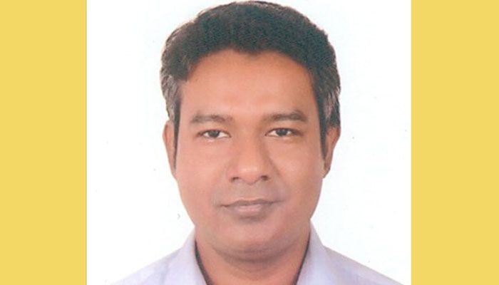 একাধিক নারীর সঙ্গে অনৈতিক সম্পর্ক, বেতন কমলো সচিবের