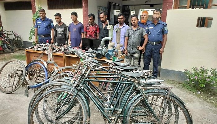 নীলফামারীতে চোর চক্রের ৬ সদস্য গ্রেপ্তার
