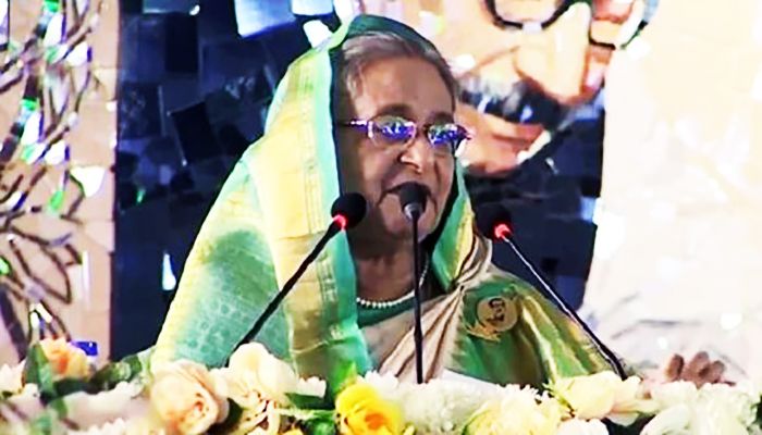 আইন বিশ্ববিদ্যালয় প্রতিষ্ঠার প্রতিশ্রুতি প্রধানমন্ত্রীর