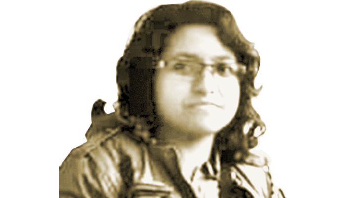 দুর্গতির গোড়া ‘ঋণপ্রবণতা’