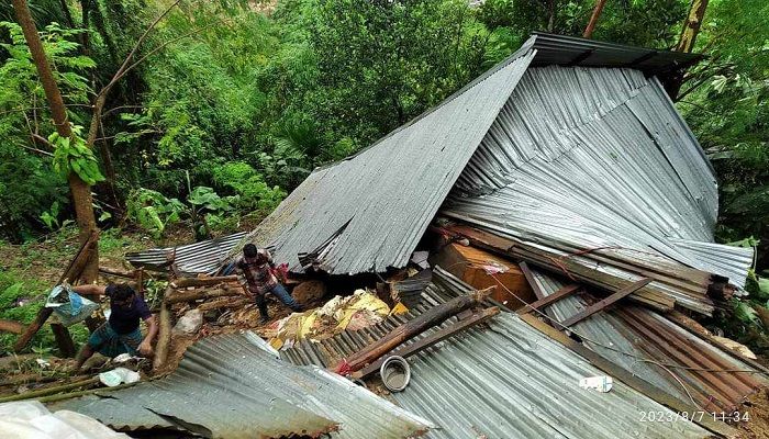 বিদ্যুৎ বিচ্ছিন্ন রাঙ্গামাটি শহর, পানিতে ডুবে নিখোঁজ ১
