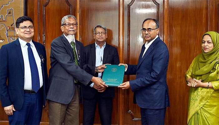 টেকসই প্রতিষ্ঠানের স্বীকৃতি পেল অগ্রণী এসএমই ফাইন্যান্সিং কোম্পানি লিমিটেড