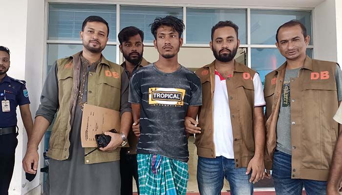 অন্যত্র বিয়ে ঠিক হওয়ায় সাবেক স্ত্রীর মুখে অ্যাসিড নিক্ষেপ