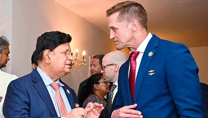 সরকারের পদত্যাগ প্রশ্নে যা জানালেন পররাষ্ট্রমন্ত্রী