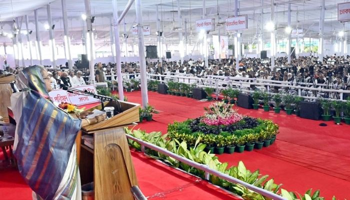 ভারপ্রাপ্ত থেকে ভারমুক্ত হলেন আ.লীগ নেতারা