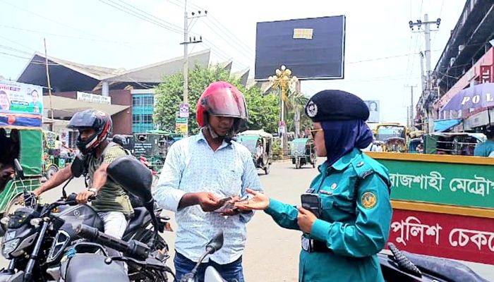 রাজশাহী নগরীতে কাগজবিহীন গাড়ি চলবে না: এডিসি হেলেনা