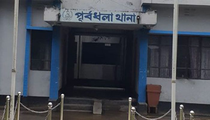 নেত্রকোণায় চাচাতো ভাইকে কুপিয়ে হত্যা