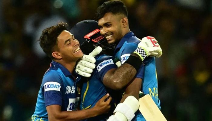 পাকিস্তানকে হারিয়ে ফাইনালে শ্রীলঙ্কা