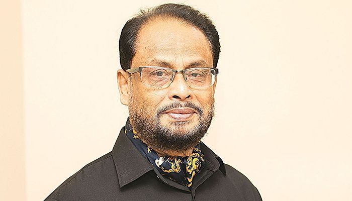 ‘প্রভাবশালী গোষ্ঠী স্যালাইন কালোবাজারে নিয়ে কয়েকগুণ মুনাফা করছে’