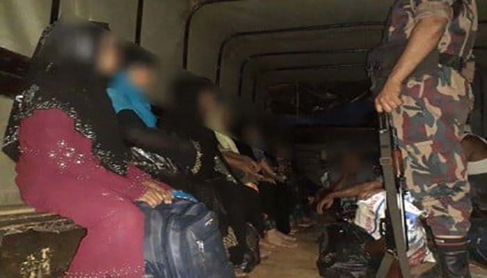 ২১ মিয়ানমার নাগরিককে ফেরত পাঠালো বিজিবি