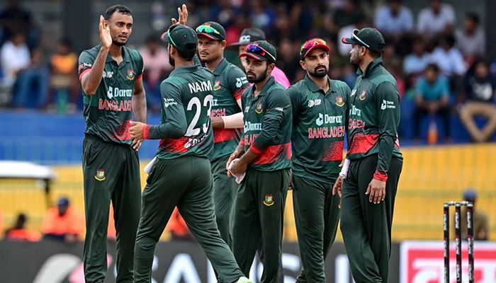 বাংলাদেশের সামনে ২৫৮ রানের লক্ষ্য