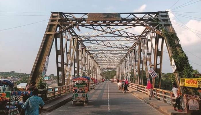 মাদারীপুরের টেকেরহাট হ্যামিল্টন সেতুর নাম পরিবর্তন