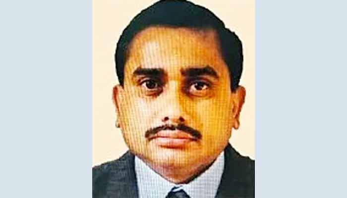 পররাষ্ট্র মন্ত্রণালয়ের কর্মকর্তা জাকিরের বিদেশযাত্রায় নিষেধাজ্ঞা