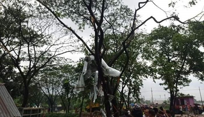 ব্রাহ্মণবাড়িয়ায় টর্নেডোর আঘাত