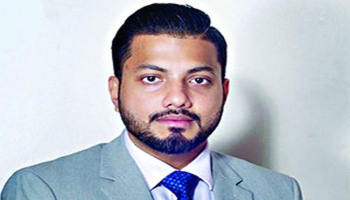 ইশরাকের বাসায় পুলিশের তল্লাশি