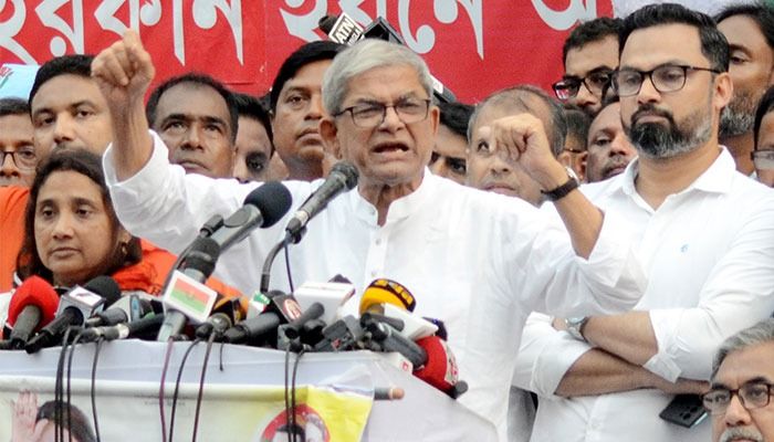 পদত্যাগ করবেন নাকি বিতাড়িত হবেন, শেখ হাসিনাকে ফখরুল