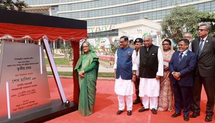 প্রধানমন্ত্রী শেখ হাসিনা ভার্চুয়ালি যুক্ত থেকে এসব সেতু একযোগে উদ্বোধন করেন। ছবি: সংগৃহীত 