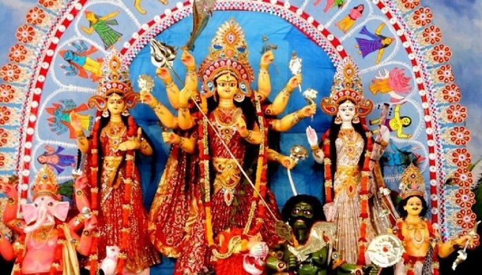 আজ মহানবমী, মণ্ডপে বিদায়ের সুর