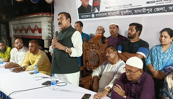 আ.লীগ সন্ত্রাসের বাবা হলে বিএনপি সন্ত্রাসের দাদা: শাজাহান খান