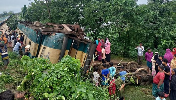 ভৈরবে ট্রেন দুর্ঘটনায় মন্ত্রণালয়ের ৭ সদস্যের কমিটি