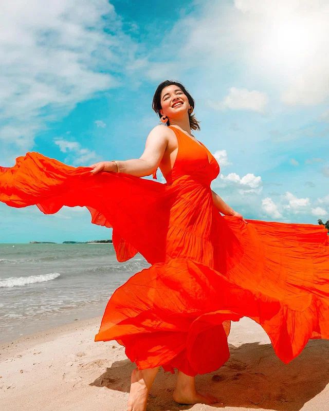বিশ্বকাপে আলোচনায় সারা টেন্ডুলকার
