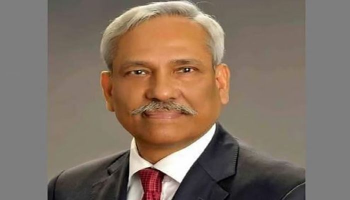 আ. লীগের প্রার্থী হিসেবে মনোনয়নপত্র জমা দিলেন বিএনপির শাহজাহান ওমর