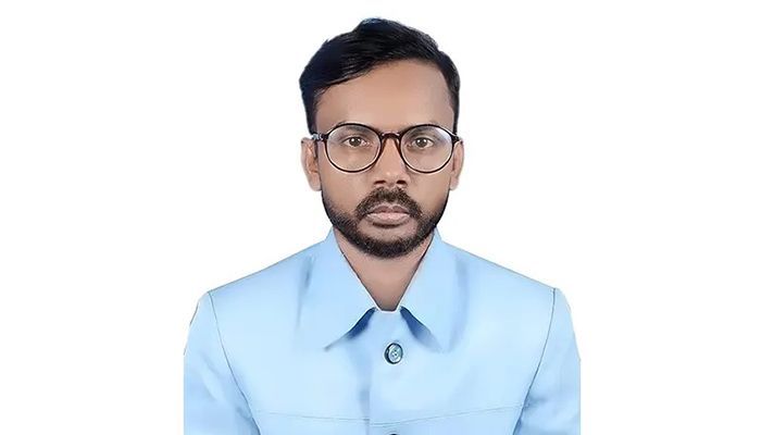 রাজনৈতিক দলের প্রার্থী হচ্ছেন হিরো আলম