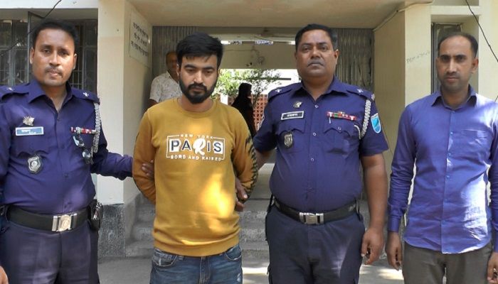নরসিংদীতে স্ত্রী হত্যার অভিযোগে স্বামী গ্রেপ্তার