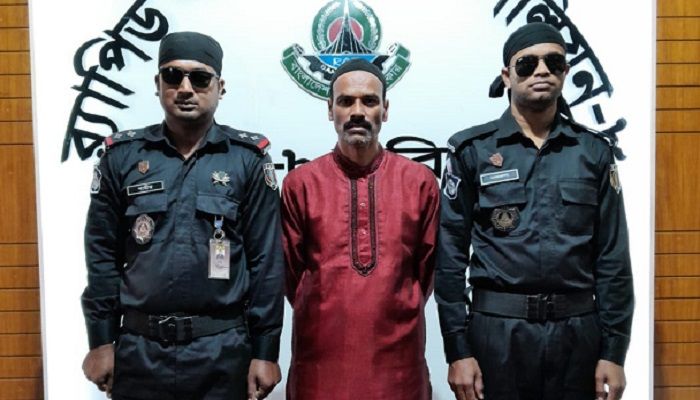 বরিশালে উপজেলা কৃষক দলের সভাপতি গ্রেপ্তার