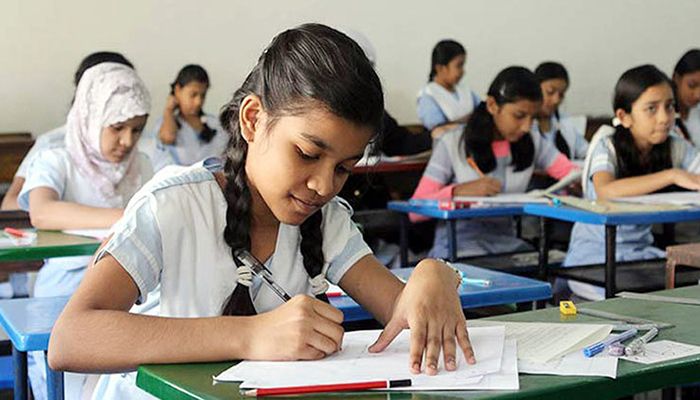 রাজনৈতিক কর্মসূচিতে বার্ষিক পরীক্ষা নিয়ে অনিশ্চয়তা