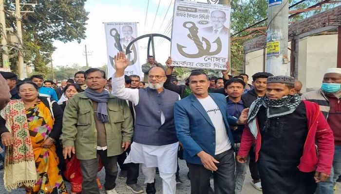 নোঙরে আটকে যাবে নৌকা: জাফর ইকবাল