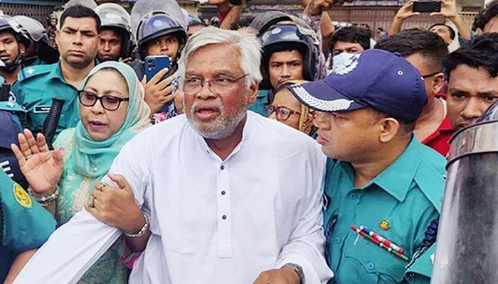 বিএনপি নেতা আমানসহ ২১৩ জনের বিচার শুরু