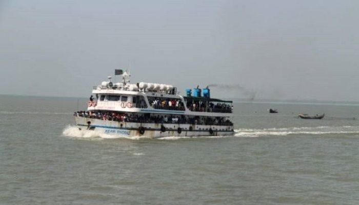 টেকনাফ-সেন্টমার্টিন নৌপথে জাহাজ চলাচল বন্ধ