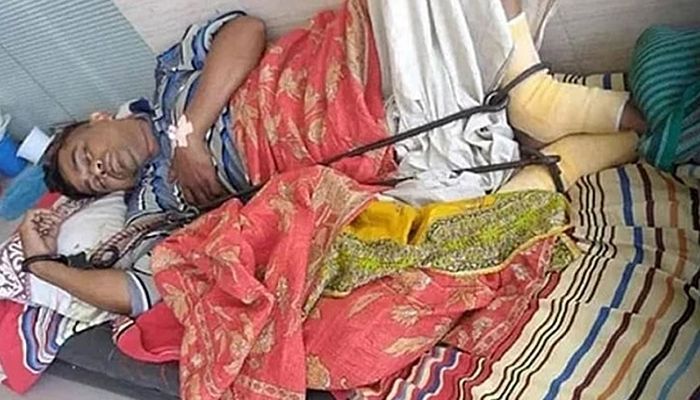 জামিন পেলেন ডান্ডাবেড়ি পরিয়ে চিকিৎসা দেয়া সেই যুবদল নেতা