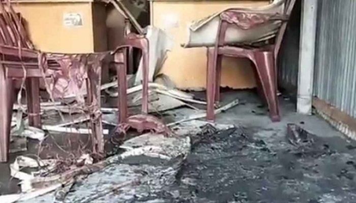 নাটোরে আ.লীগের কার্যালয়ে আগুন