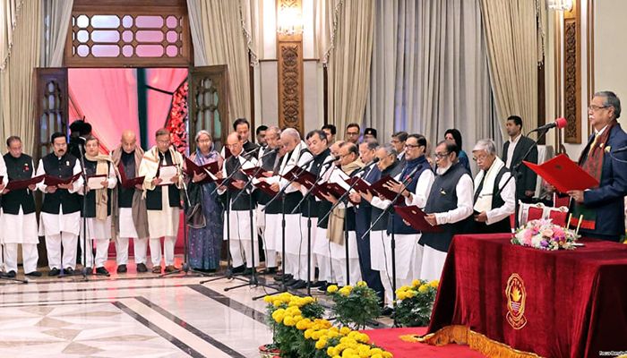 আজ বঙ্গবন্ধুর প্রতিকৃতি ও স্মৃতিসৌধে শ্রদ্ধা জানাবে মন্ত্রিসভা 