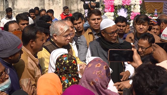 ৩৫ হাজার শীতার্তদের পাশে দাঁড়ালো জাহেদী ফাউন্ডেশন