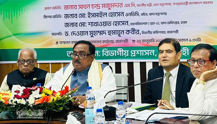 অবৈধ মজুতদারদের ছাড় দেওয়া হবে না: খাদ্যমন্ত্রী