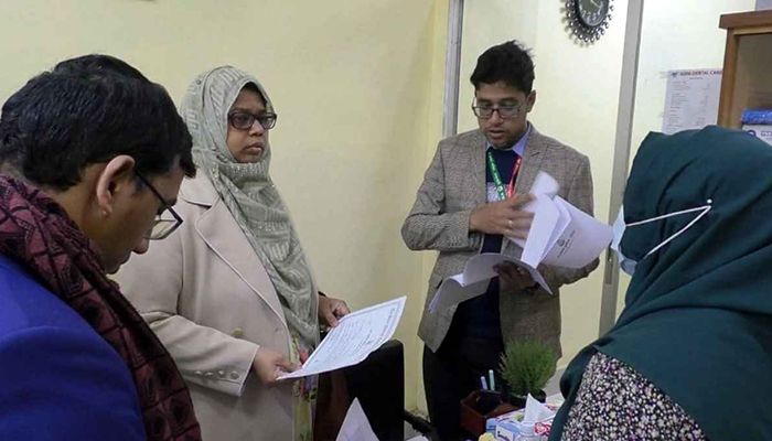 নোয়াখালীতে ১০ ক্লিনিক সিলগালা