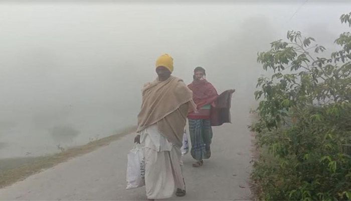 শৈত্যপ্রবাহের সাথে ঝরবে বৃষ্টিও