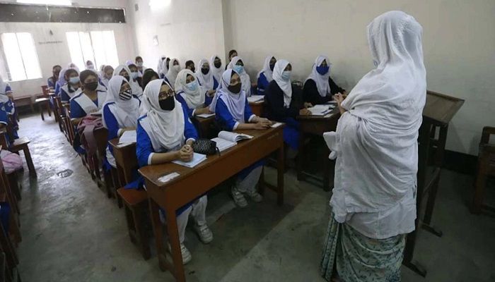 রমজানে স্কুল বন্ধ রাখতে সরকারকে আইনি নোটিশ