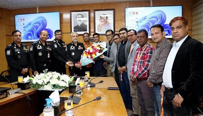 র‌্যাব ও সাংবাদিক একে অপরের পরিপূরক: র‌্যাবের মহাপরিচালক